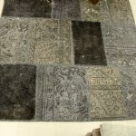 832 1319 ORIENTAL RUG